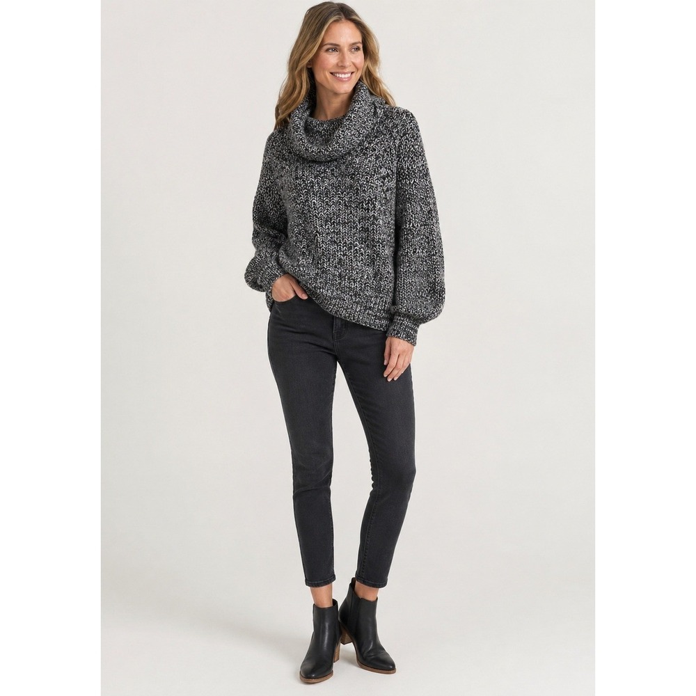 Kendall & Kylie Sweater Womens XS Black White Chunky Knit‎ Turtleneck